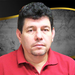 Mario Salazar Aguilar